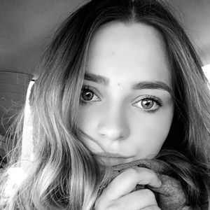 Meet your Posher, Tanya